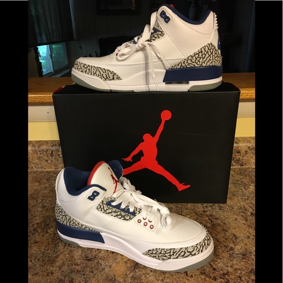 Nike Other - NIB Men’s Nike Jordan Retro 3 Sneakers Size 8